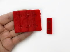 Застежка с крючками красная 2 ряда (цв. 100)