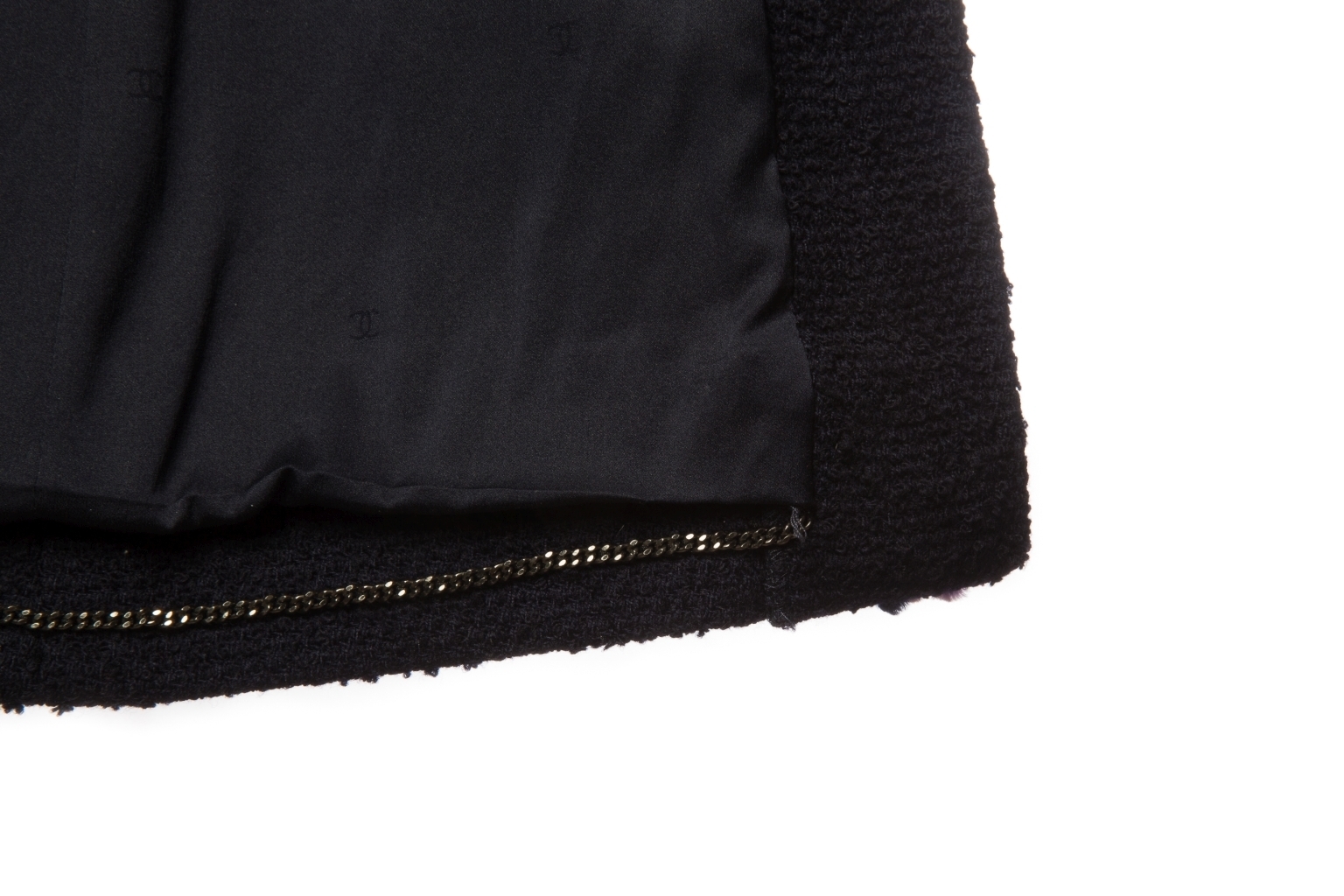 Роскошное пальто из твида темно-синего цвета с отделкой из бархата от Chanel, 40 размер.