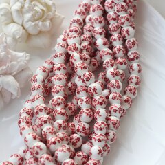 Бусина Шарик, керамика, белая с красной росписью, 10 мм, 1 шт, МК012