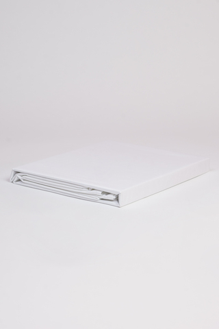 Простыня 240х260 German Grass Platinum Palette белая