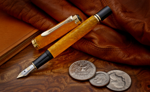 Ручка перьевая Pelikan Souverän® M320, Orange GT  (943068)