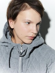 Куртка с капюшоном