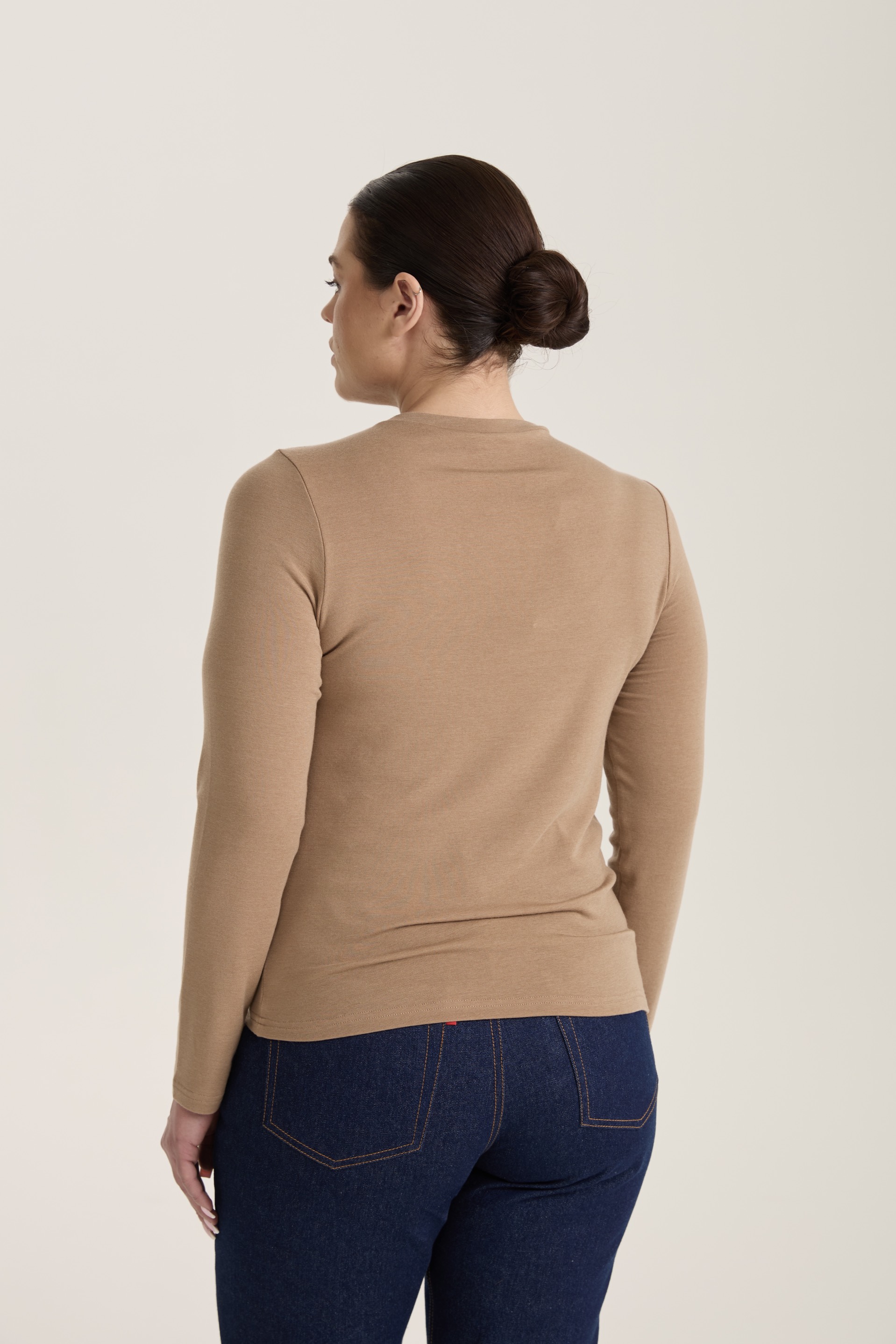 Лонгслив с шерстью мериноса, кэмел