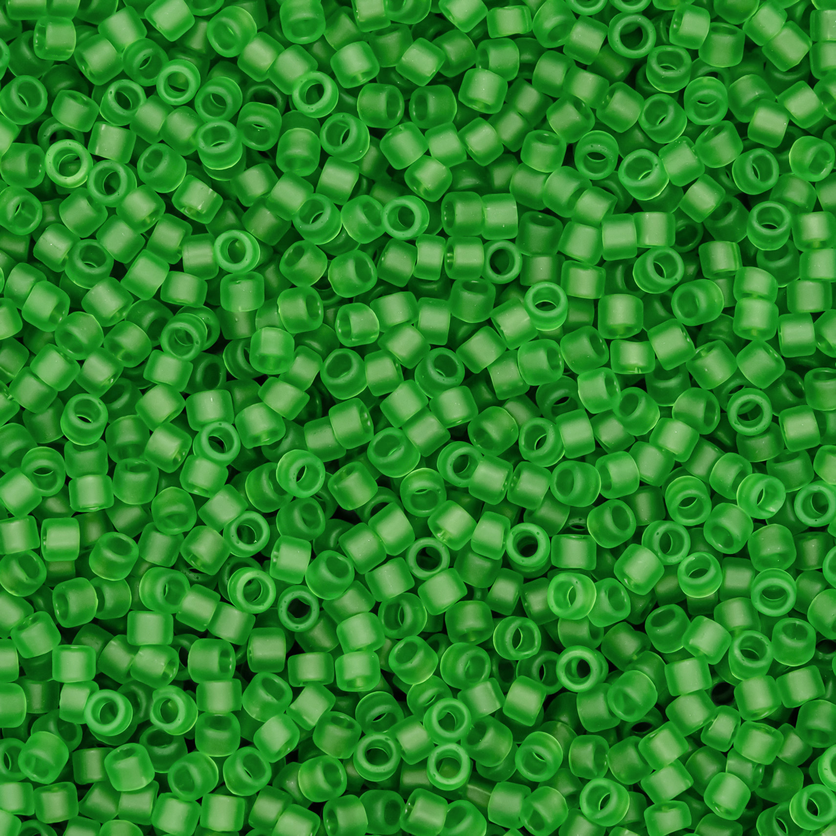 Японский бисер TOHO Treasure (№7F), прозрачный матовый