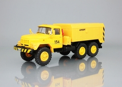 ZIL-131 UMP-350 Airport yellow 1:43 DeAgostini Auto Legends USSR Trucks #18