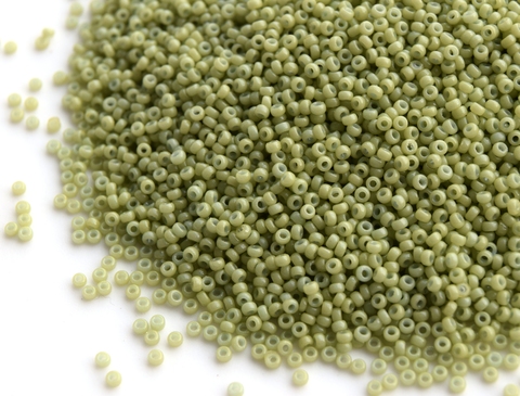 15/0 RR-4473 Duracoat Opq Fennel