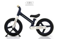 Беговел Rivertoys HB-003