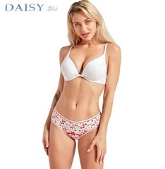 Защитные_менструальные_трусики_Daisy_с_бабочками_вид_спереди