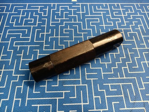 Вал DDE SH2845 измельчителя (J2770000017R)