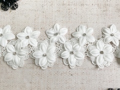 Кружево плетёное, ш. 9 см.