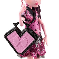 Дракулаура. Школьный обмен