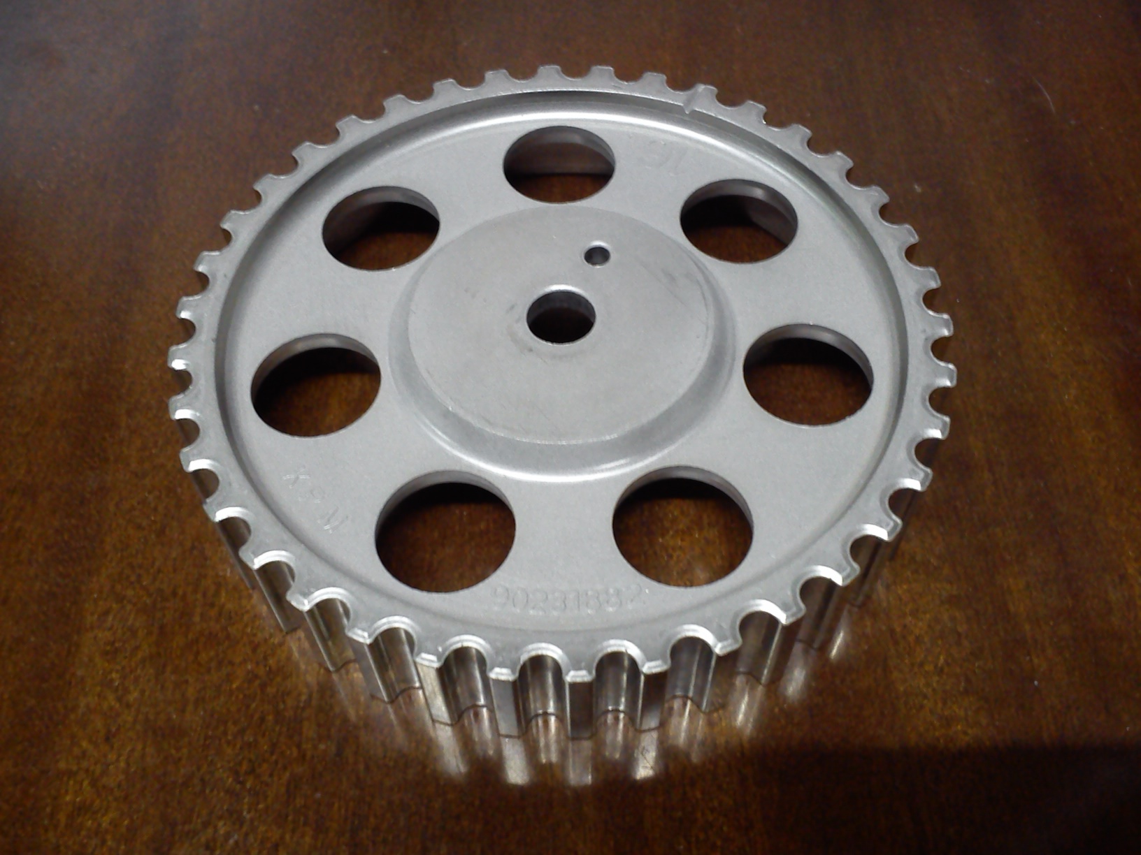 шестерня 8 клапанов. шестерня 8 клапанов. гранта 8 клапанная разрезная шестерня. шестерни распредвалов нексия1. разрезная шестерня ваз 2109.