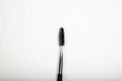 OG 32-32 Щеточка косметическая для бровей и ресниц ,расческа