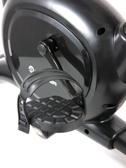 Велотренажер вертикальный для дома Brumer M280