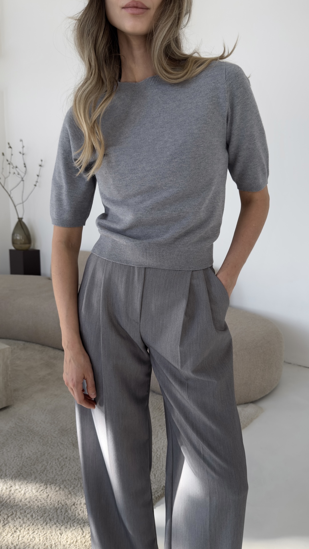 Джемпер из мягкого трикотажа с короткими рукавами