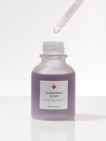 CUSKIN Dr.Solution Guaiazulene Serum Успокаивающая сыворотка с гвайазуленом 30 мл