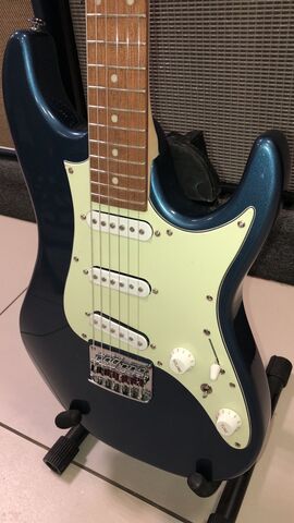 IBANEZ AZES31-AOC электрогитара