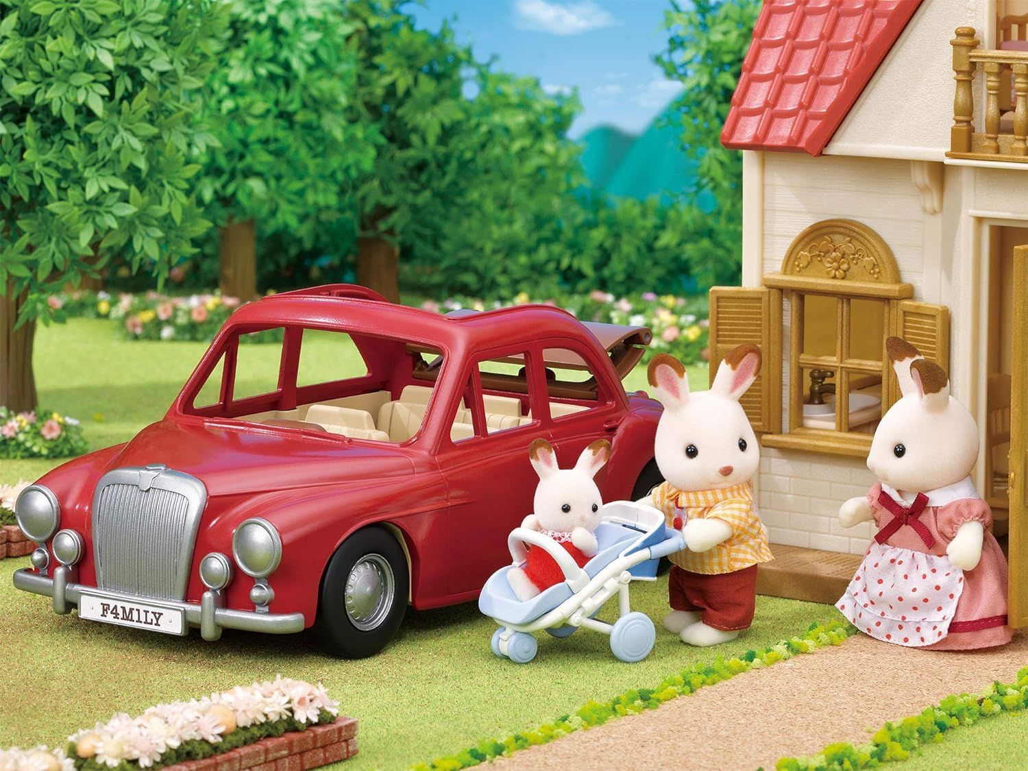 Игровой набор Sylvanian Families - Family Cruising Car - Красный семейный  автомобиль - Сильвания Фэмили 5448 купить в Москве | Доставка по России.