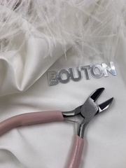Кусачки бокорезы серебристые с розовыми ручками
