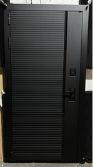 Входная металлическая дверь с зеркалом Brandoors Пиано 075 Зеркало 3D Белый софт (черная фурнитура)