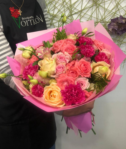 Букет с розами Персеида