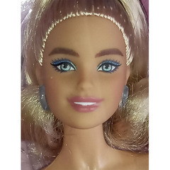 Барби Особенный День Рождения 2021 Блондинка HCB90