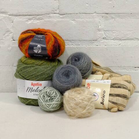 GARAGE SALE — Набор пряжи зима #130