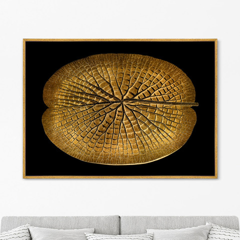 Уильям Шарп - Репродукция картины на холсте Leaf of a gigantic Water lily in a gold, 1870г.