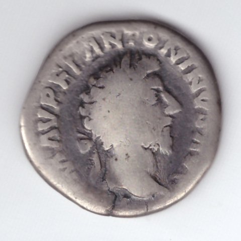 Динарий РИМ серебро (161 - 180 г. н. э.) (34)