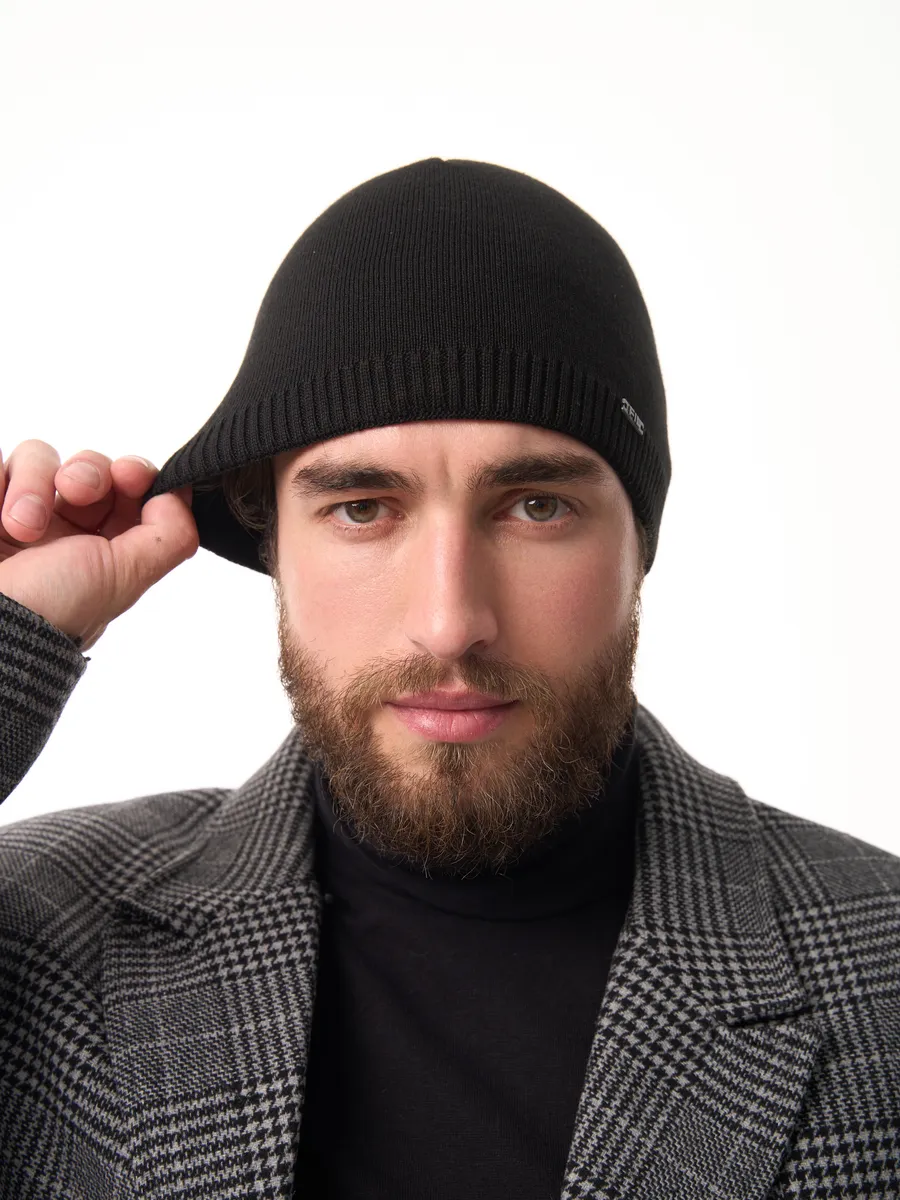 Шапка зимняя на флисе вязаная осень