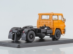 LIAZ 100.471 road tractor yellow 1:43 Start Scale Models (SSM)