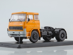 LIAZ 100.471 road tractor yellow 1:43 Start Scale Models (SSM)