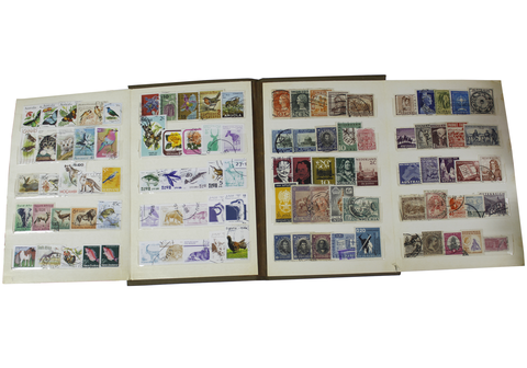 Альбом с коллекцией иностранных марок (примерно 100 штук) VF