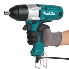 Ударный гайковерт Makita TW0200