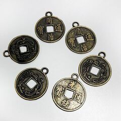 Сувенирные китайские монеты Феншуй 6 штук, d 2,2 см