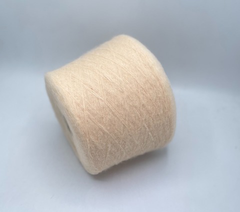 Lineapiu (пр.Италия),art-Melrose 550м/100гр, 71% Альпака, 4%Меринос, 22% Полиамид, 3%'Эластан , цвет-Абрикос, арт.36782