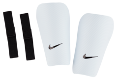 Футбольные щитки Nike Guard-CE Junior