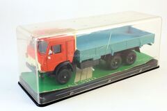 KAMAZ-53212 red-blue (plastic box) 1992 Elecon Arek 1:43