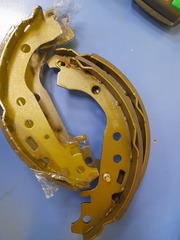 Колодки тормозные барабанные комплект IBERIS