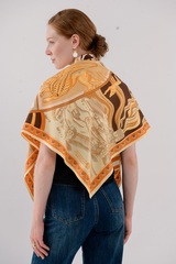 Платок «Колесо времени»