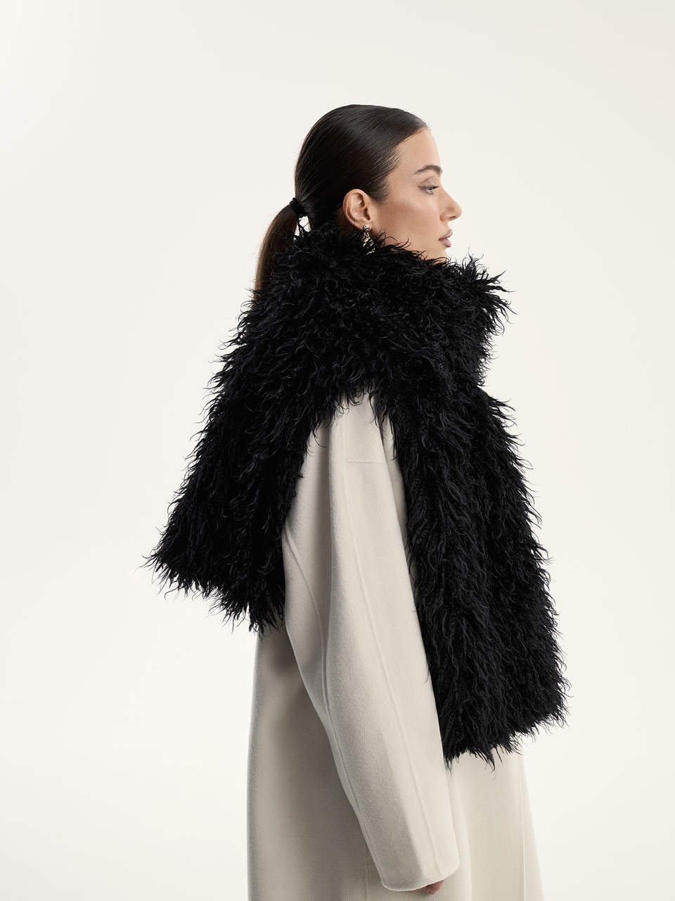 Шарф меховое боа черный