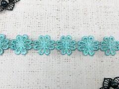Кружево плетеное, ш. 2,2-2,5 см.
