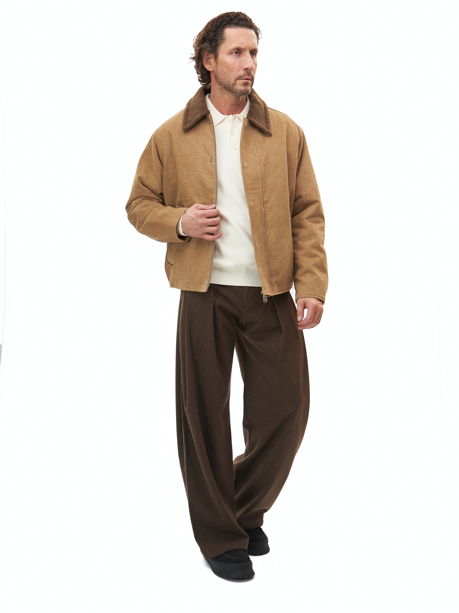 Коричневые брюки FORCE с защипами