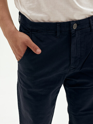 Брюки чинос The.Nim Standard Flat Front Evening Blue