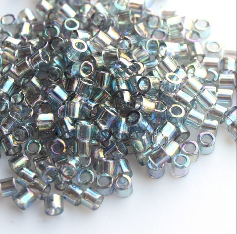 DBL-0107 Бисер цилиндрический Миюки делика 8/0 /Miyuki delica 8/0 Transparent Grey Iris