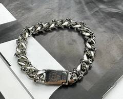 braslet-massivnyj-iz-stali-s-poserebreniem-style-by-chrome-hearts