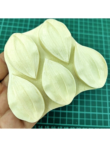 Молд пластиковый лепестки георгина