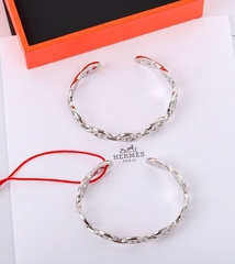 16726 - Браслет жесткий тонкий FARANDOL из неродированного серебра