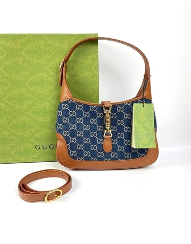 Маленькая сумка-хобо Gucci Jackie 1961 коричневый/синий