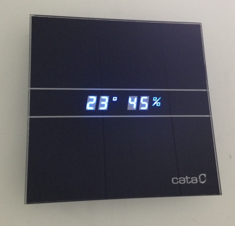 Накладной вентилятор Cata E 100 GTH Bk Black черный (Влажность, таймер, термометр, дисплей)